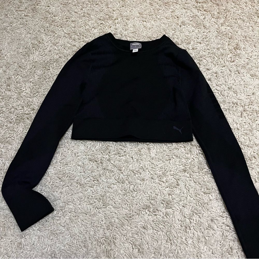 Puma EvoKNIT seamless ls crop top in black size small
